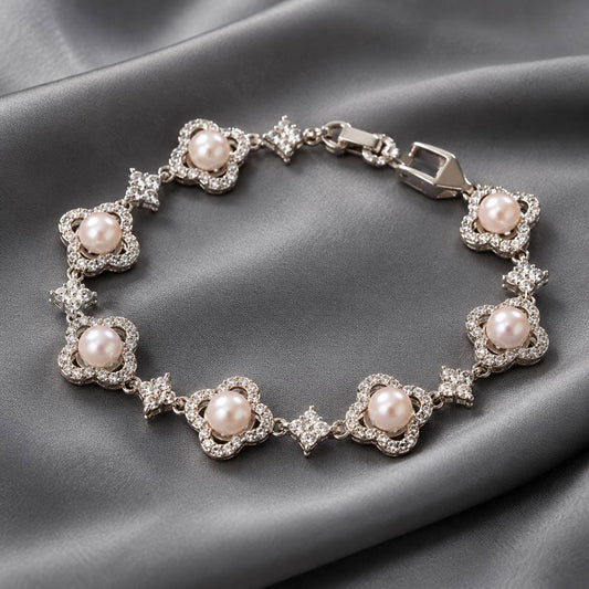Pearl - Elegance Four Leaf Clover & Crystal Bracelet
